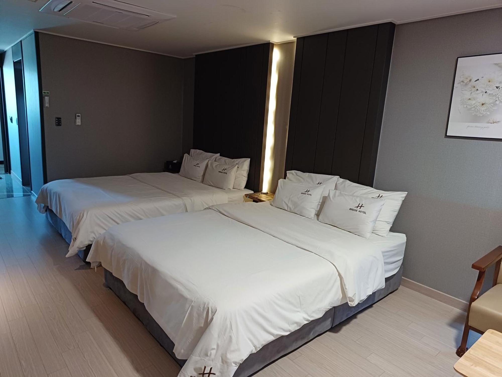 Tongyeong Bridge Hotel Zewnętrze zdjęcie