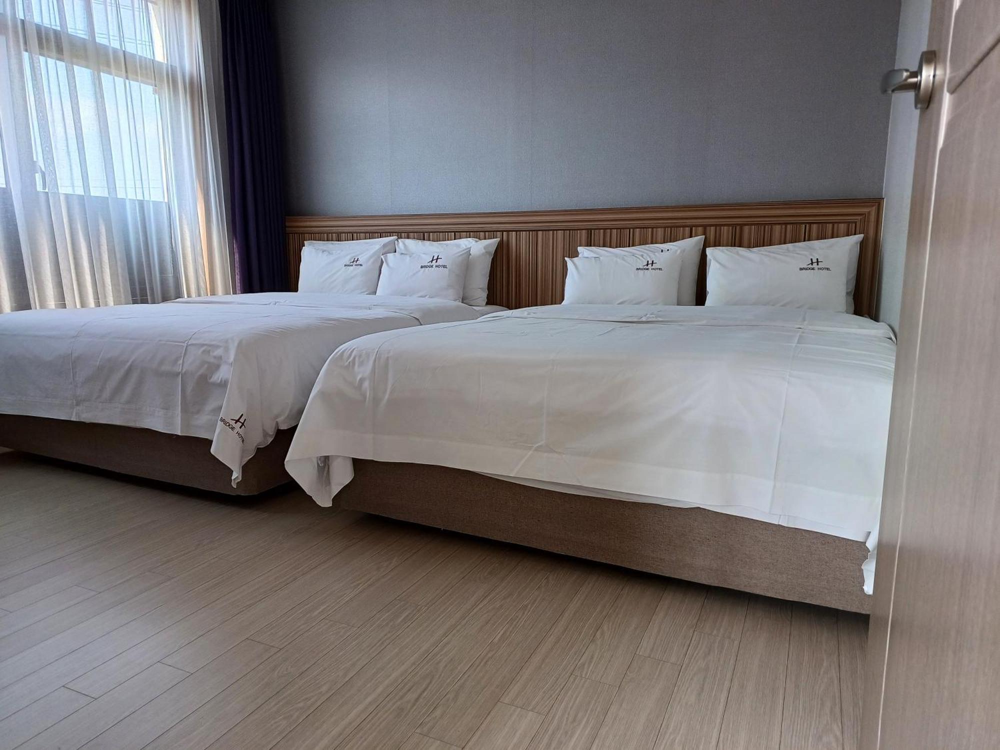 Tongyeong Bridge Hotel Zewnętrze zdjęcie