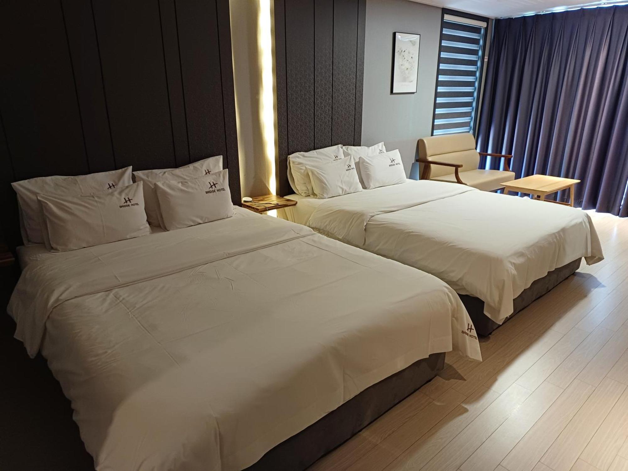 Tongyeong Bridge Hotel Zewnętrze zdjęcie