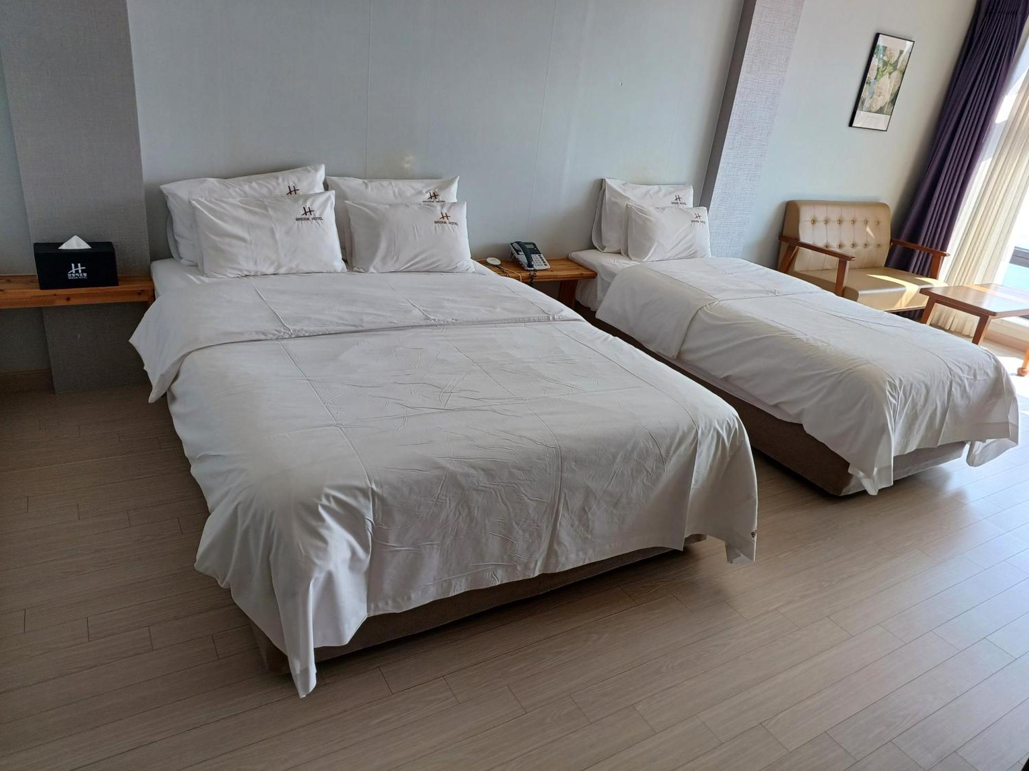 Tongyeong Bridge Hotel Zewnętrze zdjęcie