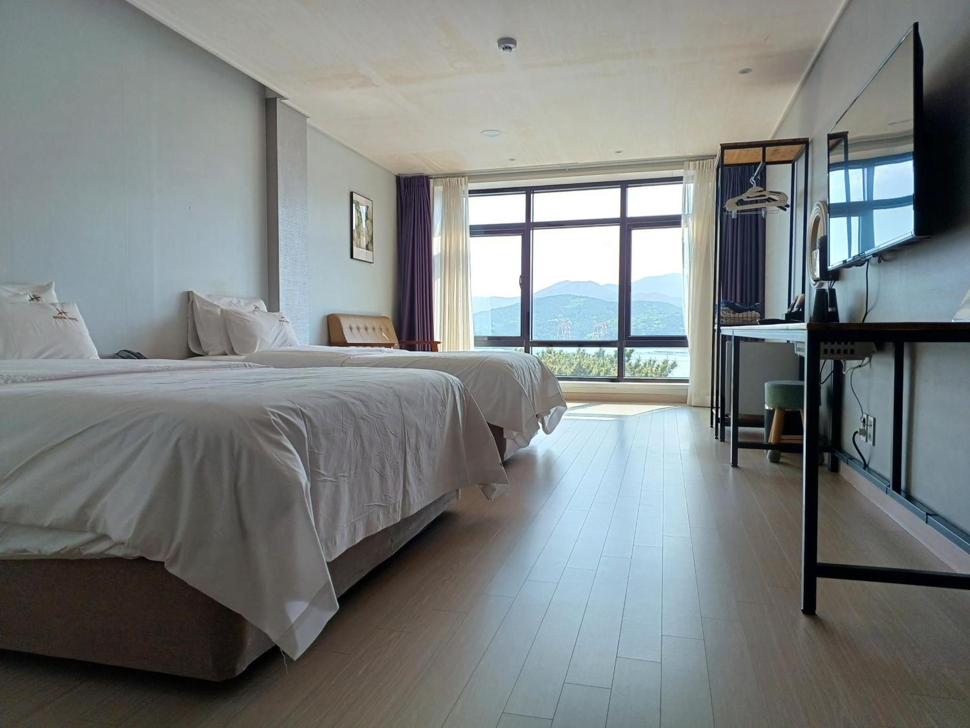 Tongyeong Bridge Hotel Zewnętrze zdjęcie