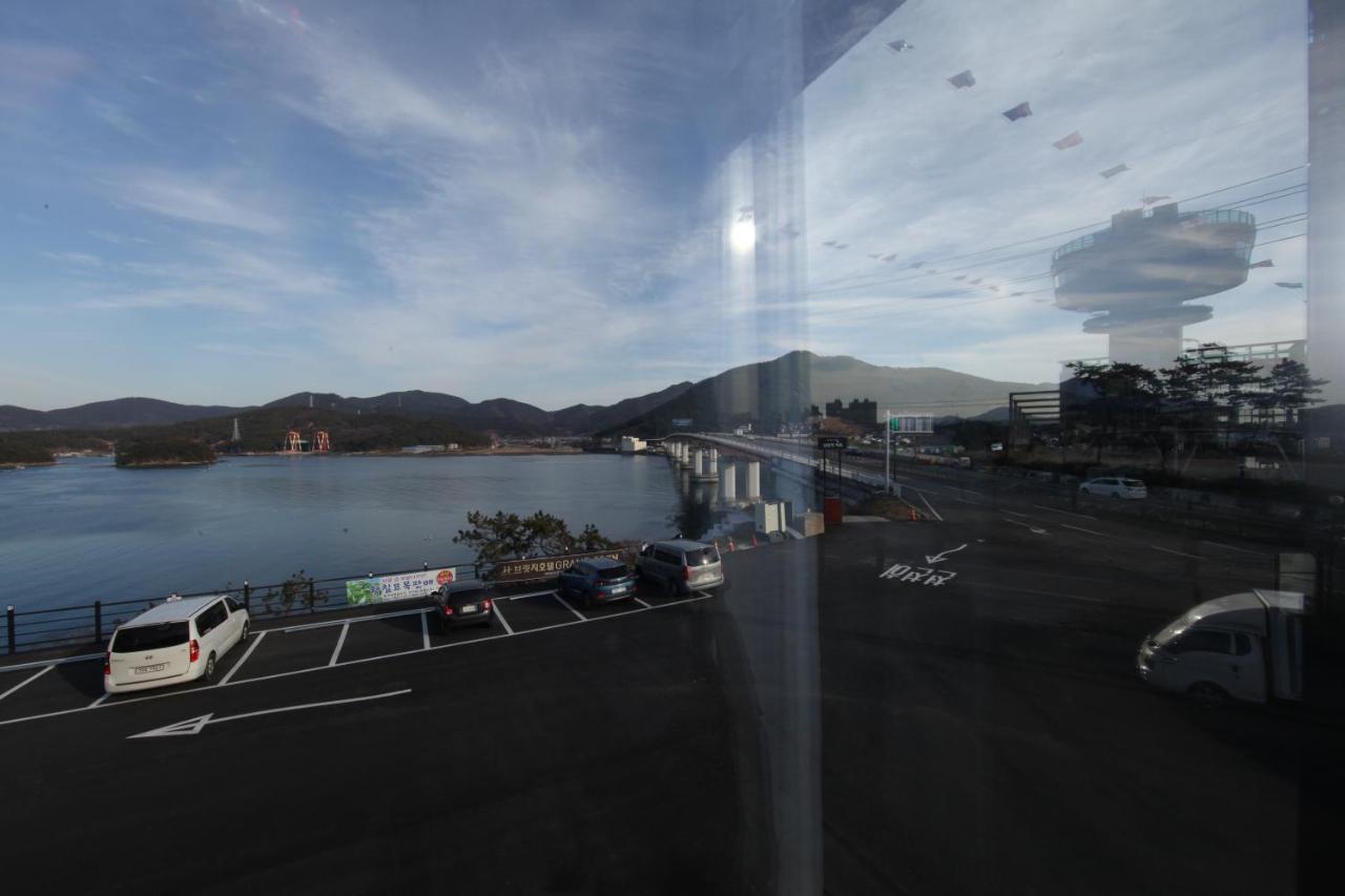 Tongyeong Bridge Hotel Zewnętrze zdjęcie